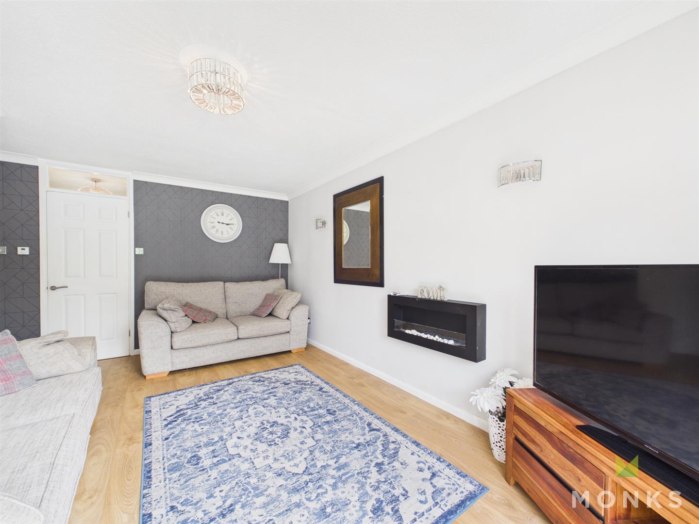 82 White Hart, Shrewsbury, SY3 7TE For Sale